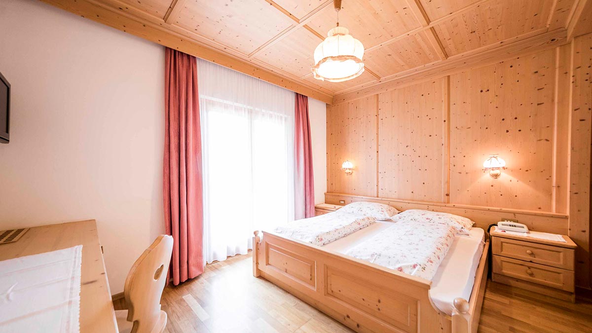 Camera Small Romantik