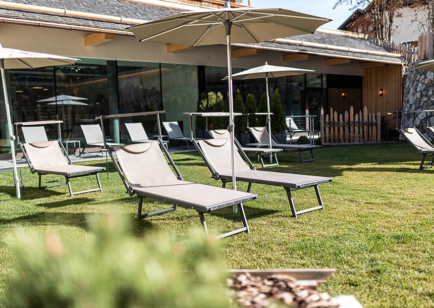 Garni with a relax-garden